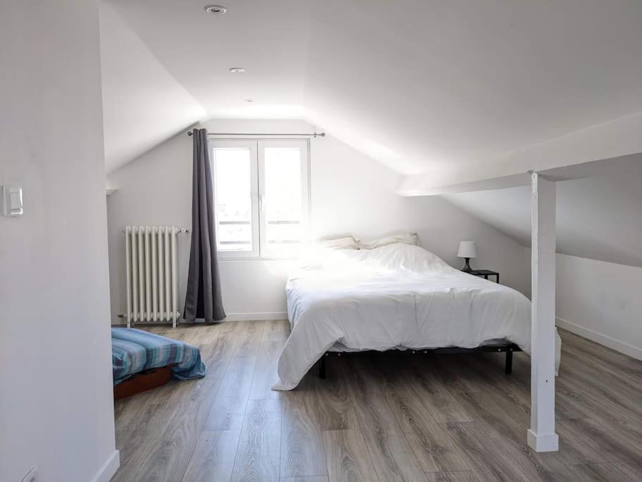 Grande Maison Renovee A 7 Min Du Metro Romainville Exterior foto